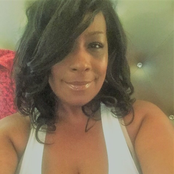 Meet your Posher, Jacquetta - Picture 1 of 1